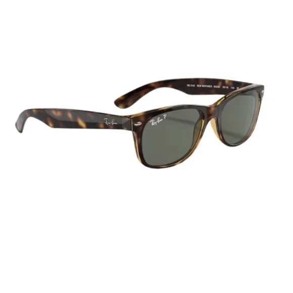 Ray-Ban • New Wayfarer Classic Polarized Sunglasses • Tortoise/G-15 • With Case
